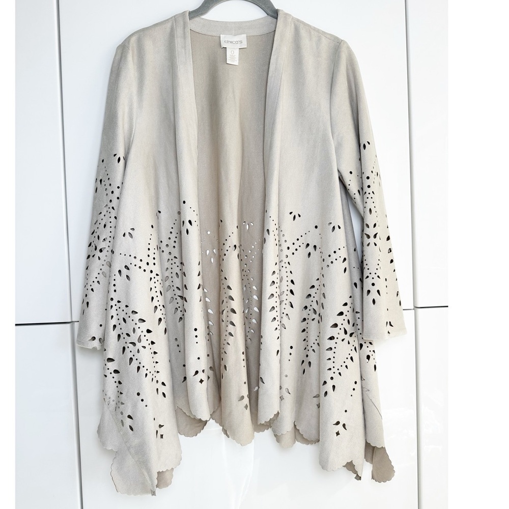 Chico's Faux Suede Laser Cut Cardigan Jacket
Size 0 (Small) Tan Western Cowgirl